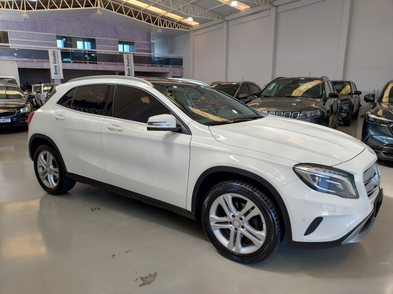 GLA 200 1.6 CGI VISION 16V TURBO GASOLINA 4P AUTOMÁTICO - 2015 - BENTO GONçALVES