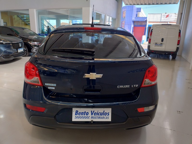 CRUZE 1.8 LTZ SPORT6 16V FLEX 4P AUTOMÁTICO - 2014 - BENTO GONçALVES