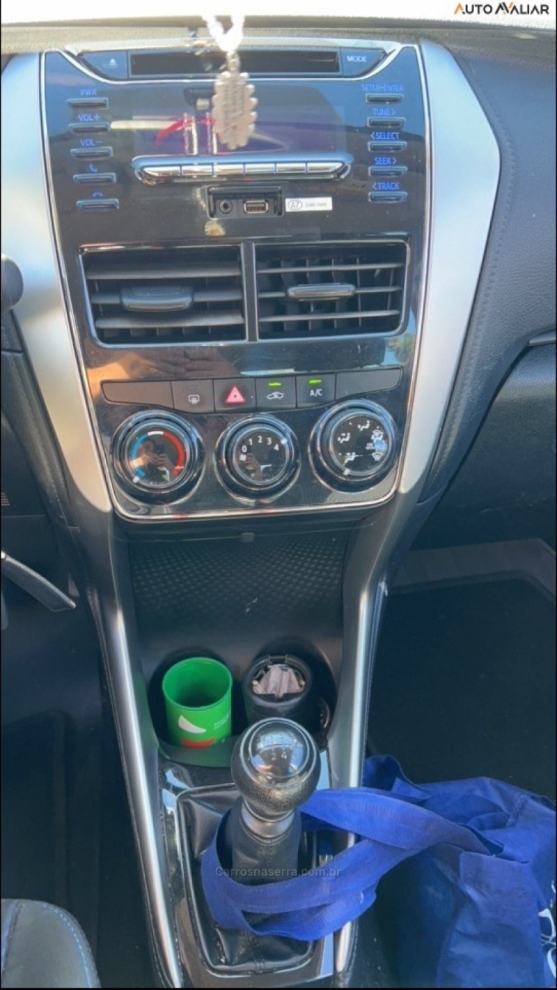YARIS 1.5 XL LIVE SEDAN 16V FLEX 4P MANUAL - 2020 - CAXIAS DO SUL