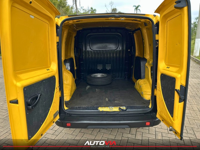 DOBLÓ 1.4 MPI CARGO FLEX 2P MANUAL - 2016 - SAPIRANGA