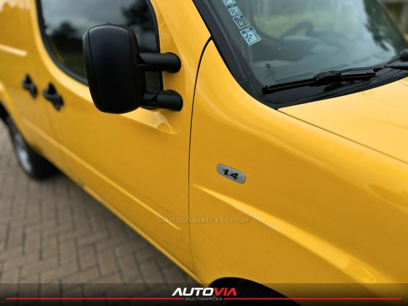 DOBLÓ 1.4 MPI CARGO FLEX 2P MANUAL - 2016 - SAPIRANGA