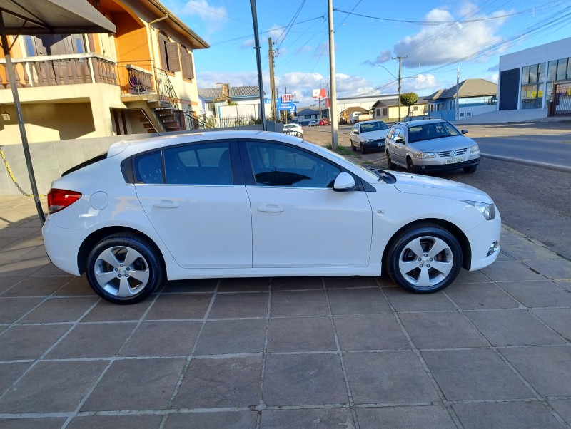 CRUZE 1.8 LT SPORT6 16V FLEX 4P MANUAL - 2013 - VACARIA