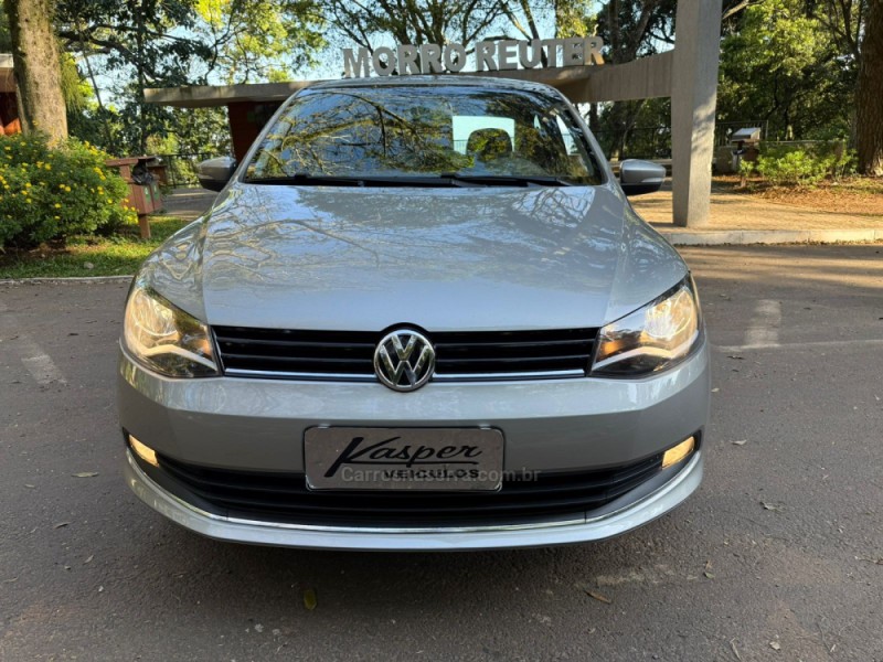 VOYAGE 1.6 MI COMFORTLINE 8V FLEX 4P AUTOMATIZADO - 2013 - DOIS IRMãOS