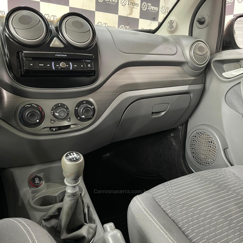 PALIO 1.0 MPI ATTRACTIVE 8V FLEX 4P MANUAL - 2014 - TAQUARA