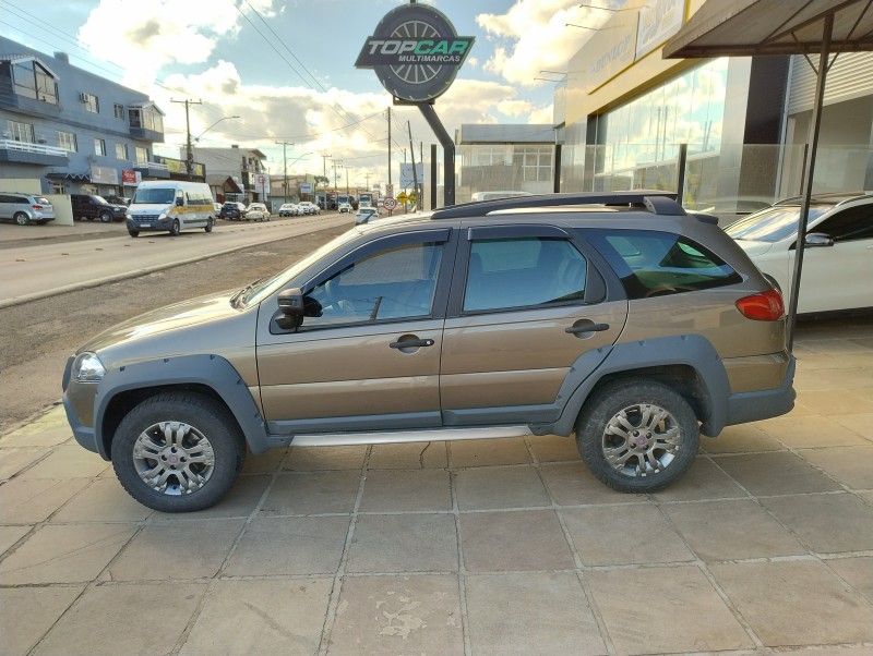 PALIO 1.8 MPI ADVENTURE LOCKER WEEKEND 8V FLEX 4P MANUAL - 2009 - VACARIA