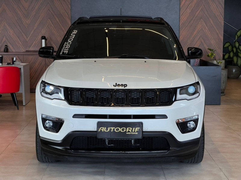 COMPASS 2.0 16V FLEX LIMITED AUTOMÁTICO - 2018 - CAMPO BOM