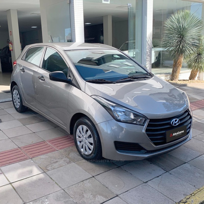 HB20 1.0 COMFORT 12V FLEX 4P MANUAL - 2018 - FLORES DA CUNHA