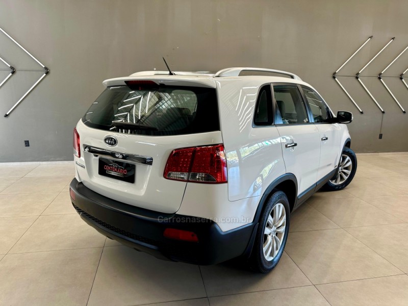 SORENTO 3.5 4X4 V6 24V GASOLINA 4P AUTOMÁTICO - 2012 - SAPIRANGA
