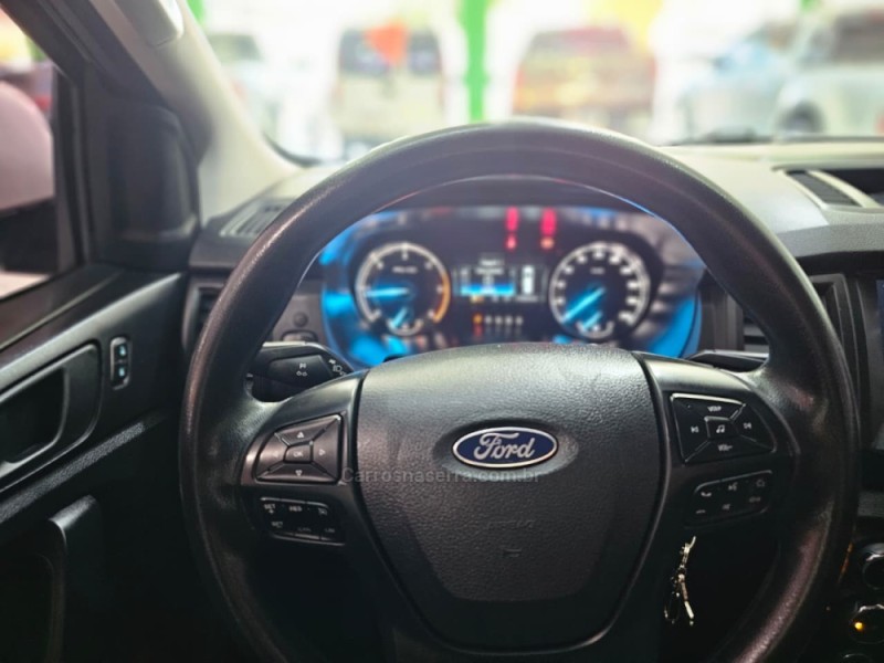 RANGER 2.2 XLS 4X4 CD 16V DIESEL 4P AUTOMÁTICO - 2022 - SAPUCAIA DO SUL