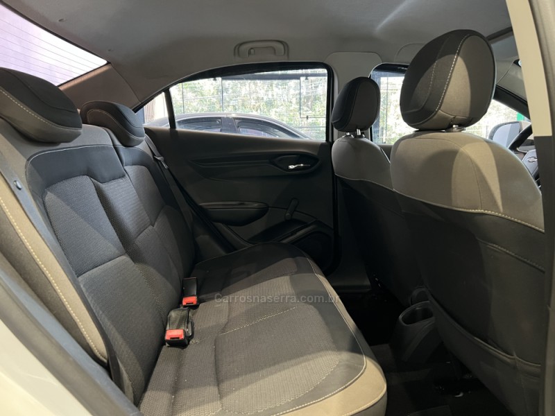 PRISMA 1.0 MPFI LT 8V FLEX 4P MANUAL - 2014 - CAXIAS DO SUL