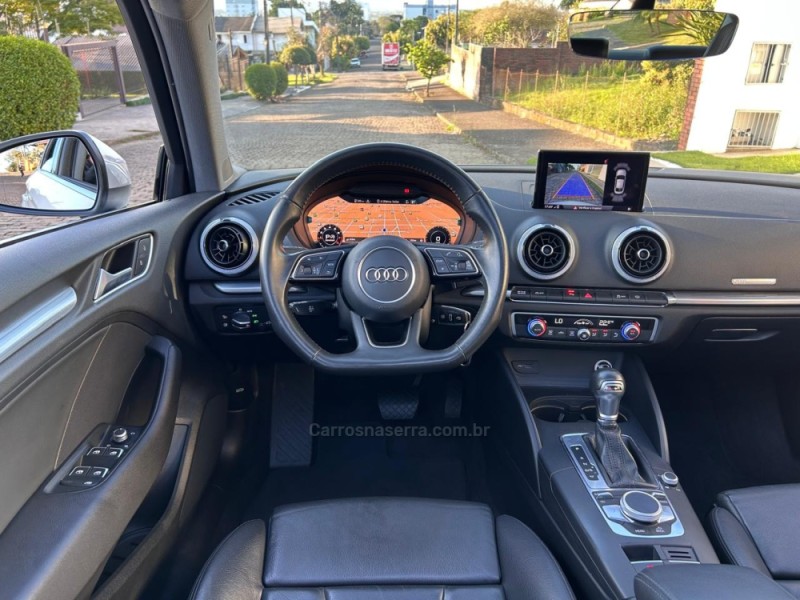 A3 2.0 TFSI SEDAN PERFORM BLACK 16V GASOLINA 4P S-TRONIC - 2019 - VENâNCIO AIRES