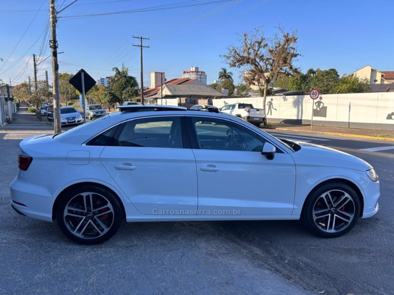 A3 2.0 TFSI SEDAN PERFORM BLACK 16V GASOLINA 4P S-TRONIC - 2019 - VENâNCIO AIRES