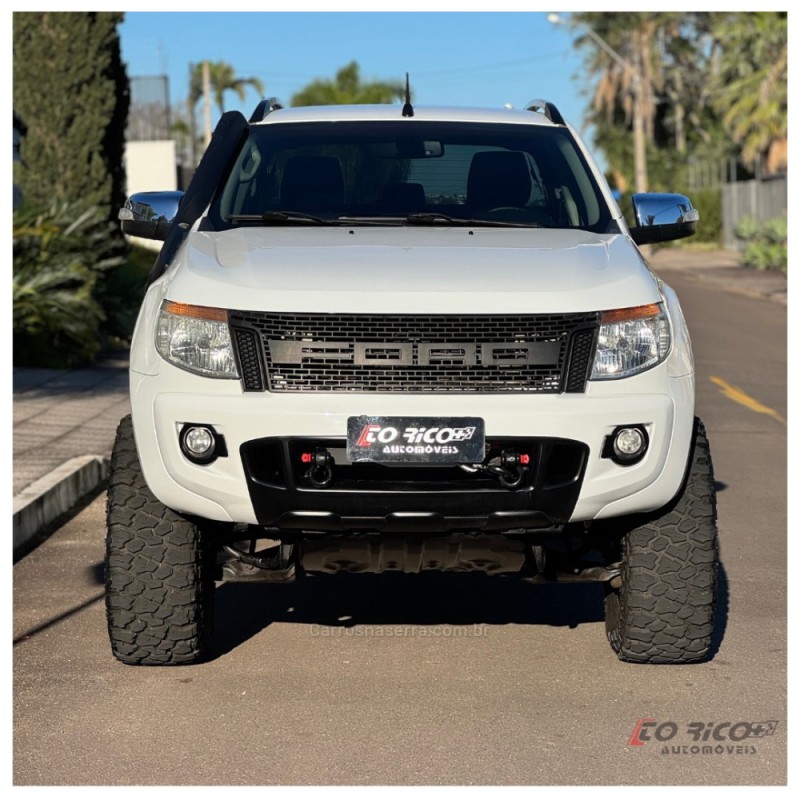 RANGER 3.2 LIMITED 4X4 CD 20V DIESEL 4P AUTOMÁTICO - 2014 - CAMPO BOM