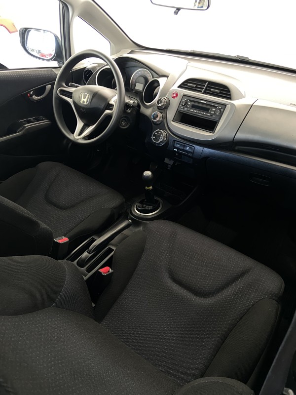 FIT 1.4 LX 8V FLEX 4P MANUAL - 2012 - FARROUPILHA