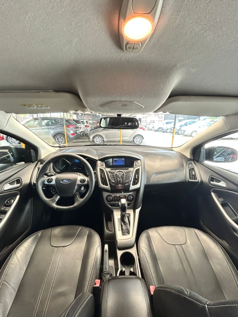 FOCUS 2.0 SE FASTBACK 16V FLEX 4P AUTOMÁTICO - 2015 - PASSO FUNDO