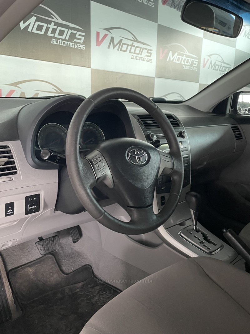 COROLLA 1.8 GLI 16V FLEX 4P AUTOMÁTICO - 2012 - PAROBé