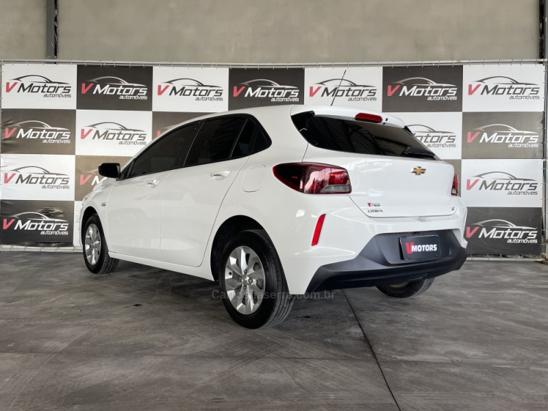 ONIX 1.0 LT2 PLUS 12V FLEX 4P MANUAL - 2023 - PAROBé