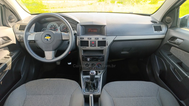 VECTRA 2.0 MPFI EXPRESSION 8V 140CV FLEX 4P MANUAL - 2010 - CAXIAS DO SUL