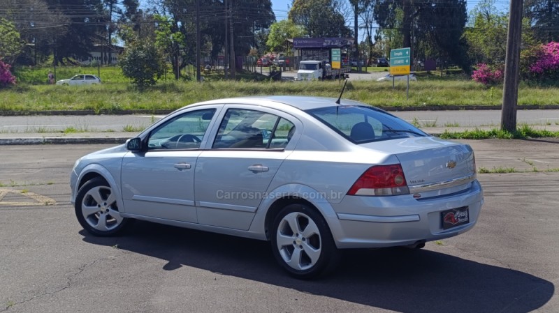 VECTRA 2.0 MPFI EXPRESSION 8V 140CV FLEX 4P MANUAL - 2010 - CAXIAS DO SUL