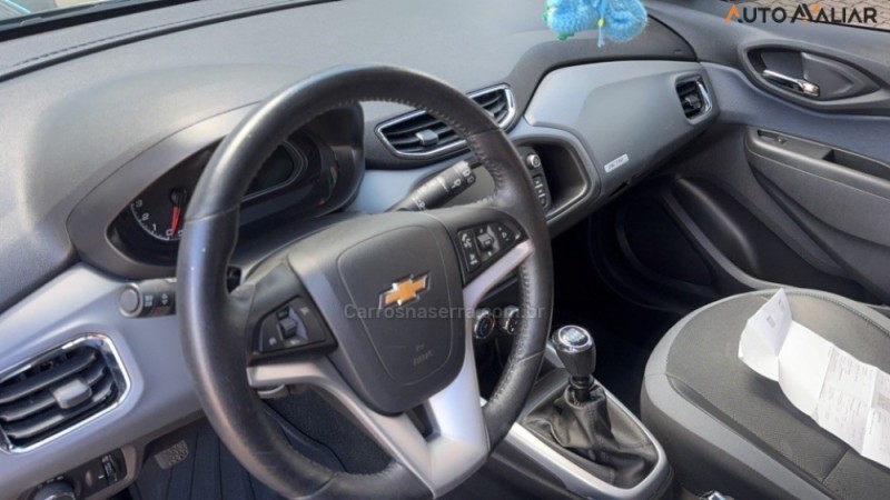 ONIX 1.4 MPFI ACTIV 8V FLEX 4P MANUAL - 2019 - CAXIAS DO SUL