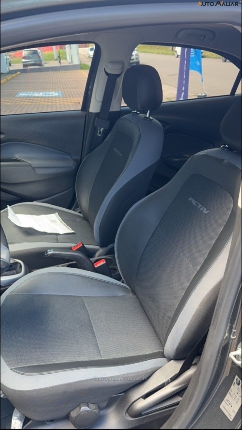 ONIX 1.4 MPFI ACTIV 8V FLEX 4P MANUAL - 2019 - CAXIAS DO SUL