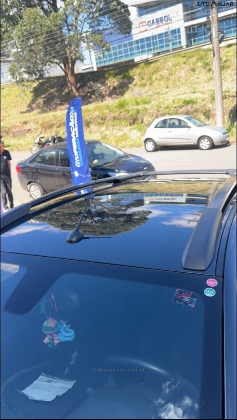 ONIX 1.4 MPFI ACTIV 8V FLEX 4P MANUAL - 2019 - CAXIAS DO SUL