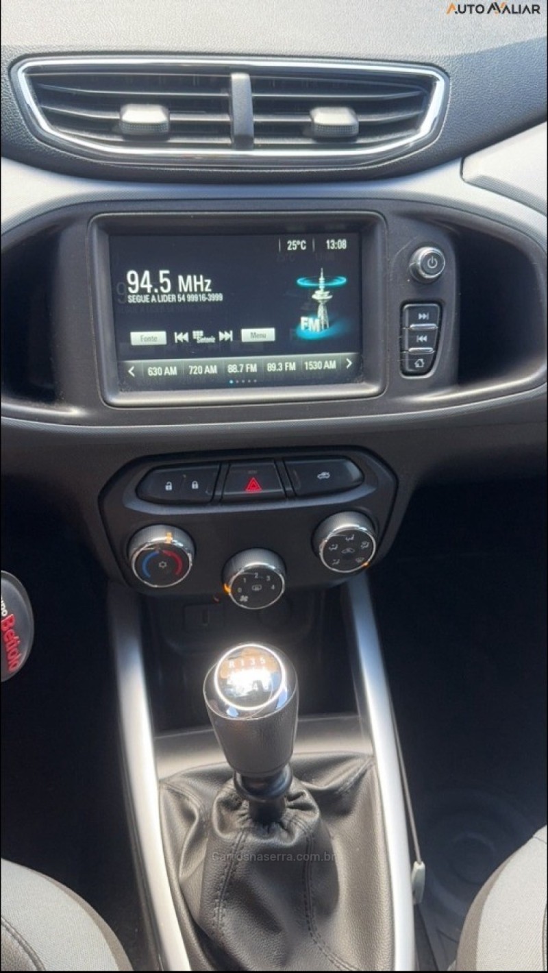 ONIX 1.4 MPFI ACTIV 8V FLEX 4P MANUAL - 2019 - CAXIAS DO SUL