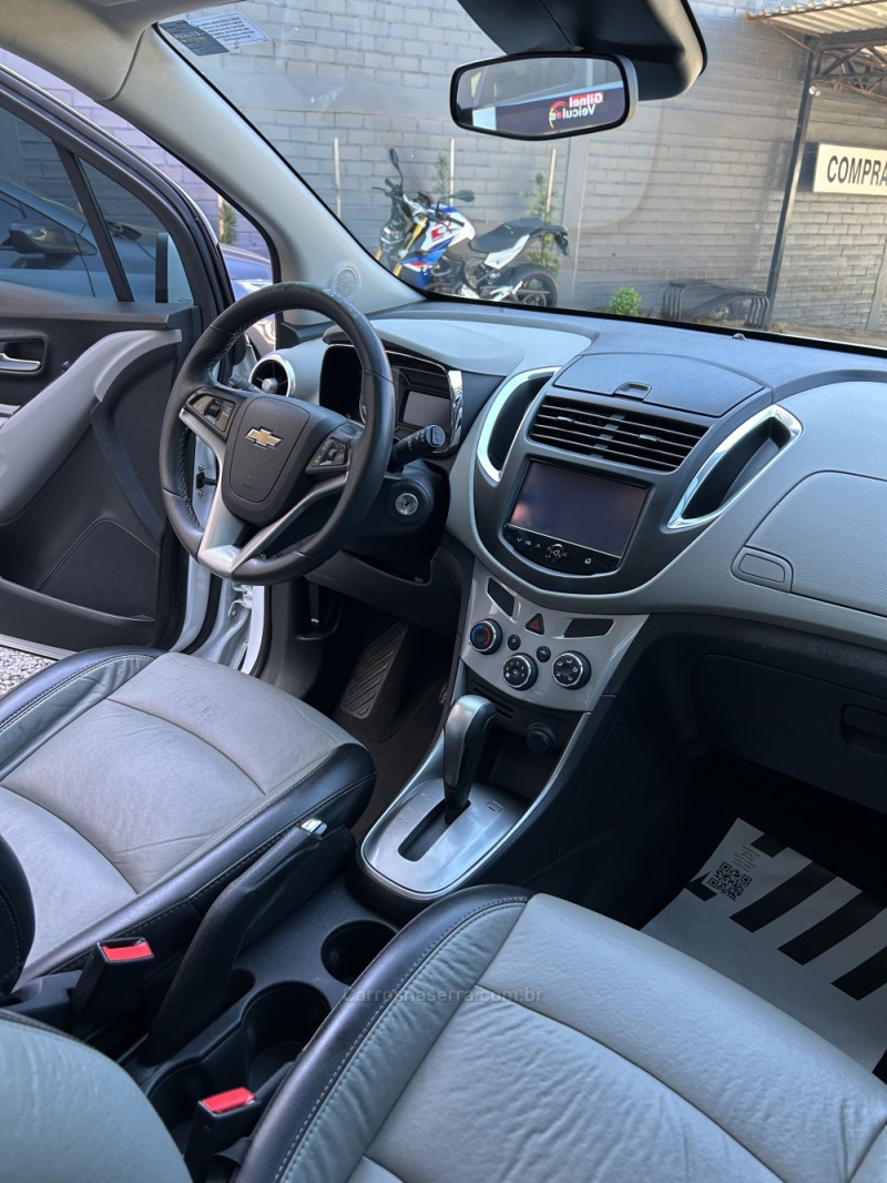 TRACKER 1.8 MPFI LTZ 4X2 16V FLEX 4P AUTOMÁTICO - 2015 - CARAZINHO