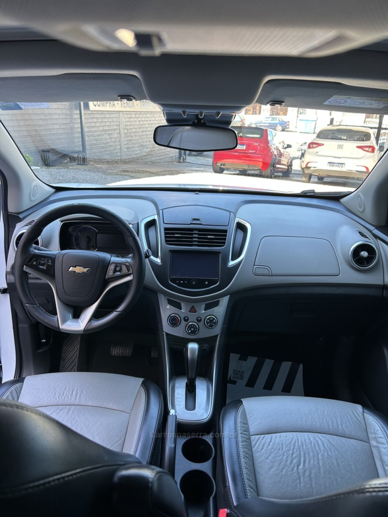 TRACKER 1.8 MPFI LTZ 4X2 16V FLEX 4P AUTOMÁTICO - 2015 - CARAZINHO