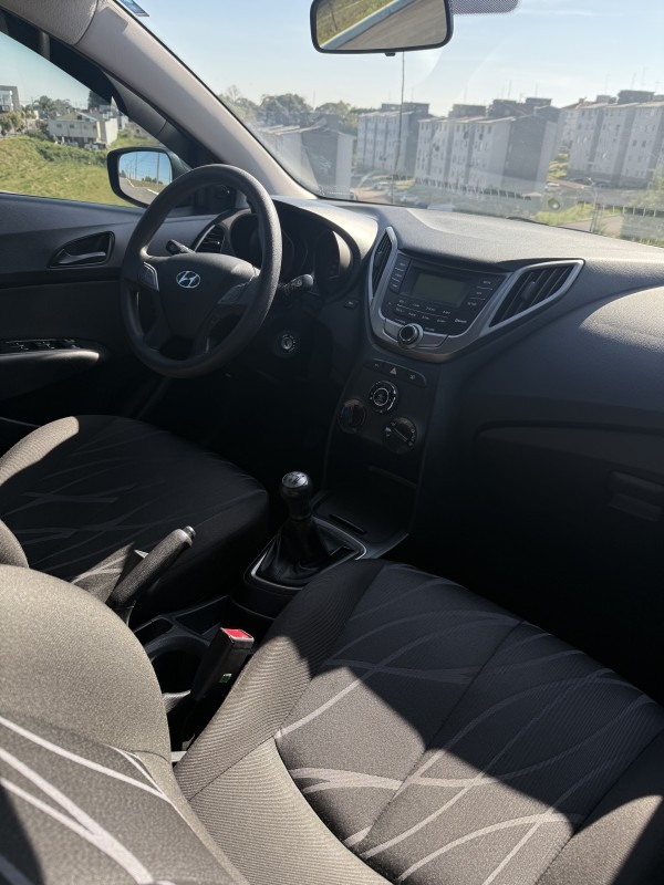 HB20 1.0 COMFORT 12V FLEX 4P MANUAL - 2015 - FARROUPILHA