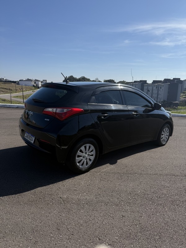 HB20 1.0 COMFORT 12V FLEX 4P MANUAL - 2015 - FARROUPILHA