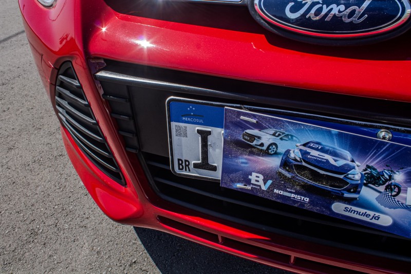 FOCUS 2.0 SE HATCH 16V FLEX 4P AUTO - 2015 - FARROUPILHA