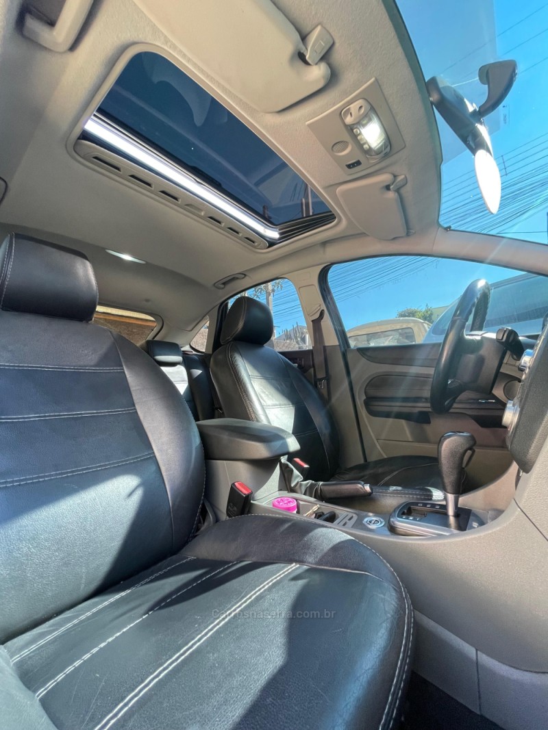 FOCUS 2.0 GHIA 16V GASOLINA 4P AUTOMÁTICO - 2010 - CAXIAS DO SUL