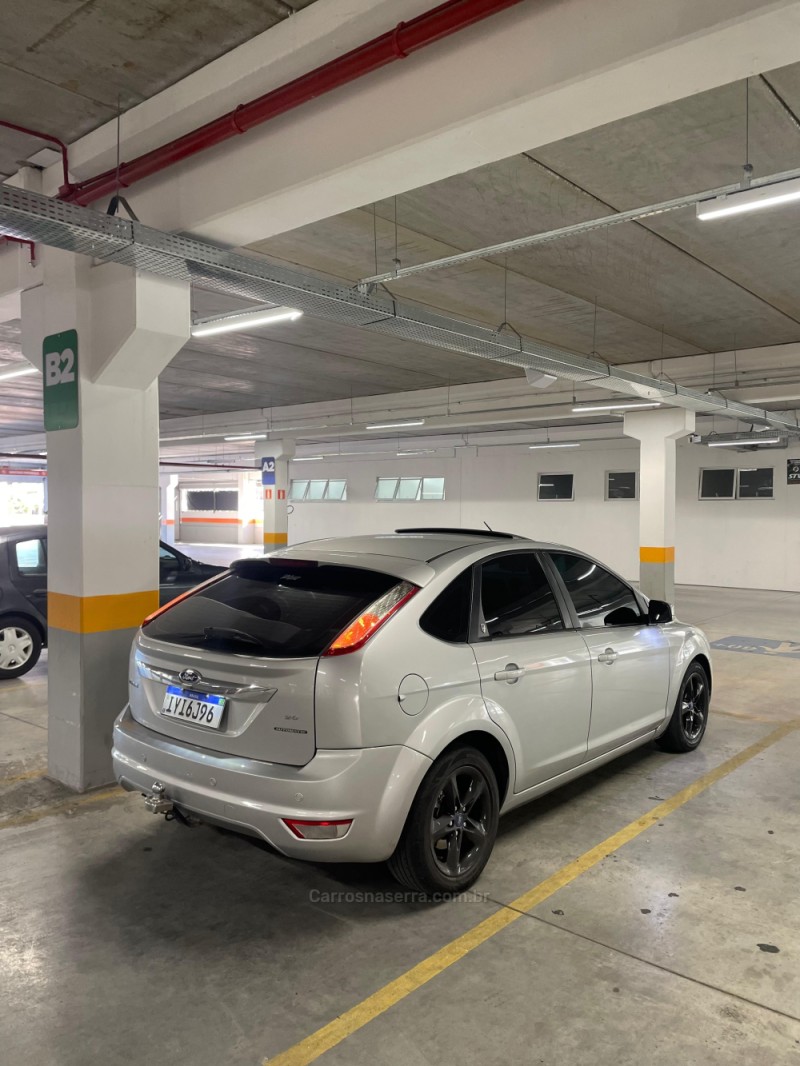 FOCUS 2.0 GHIA 16V GASOLINA 4P AUTOMÁTICO - 2010 - CAXIAS DO SUL