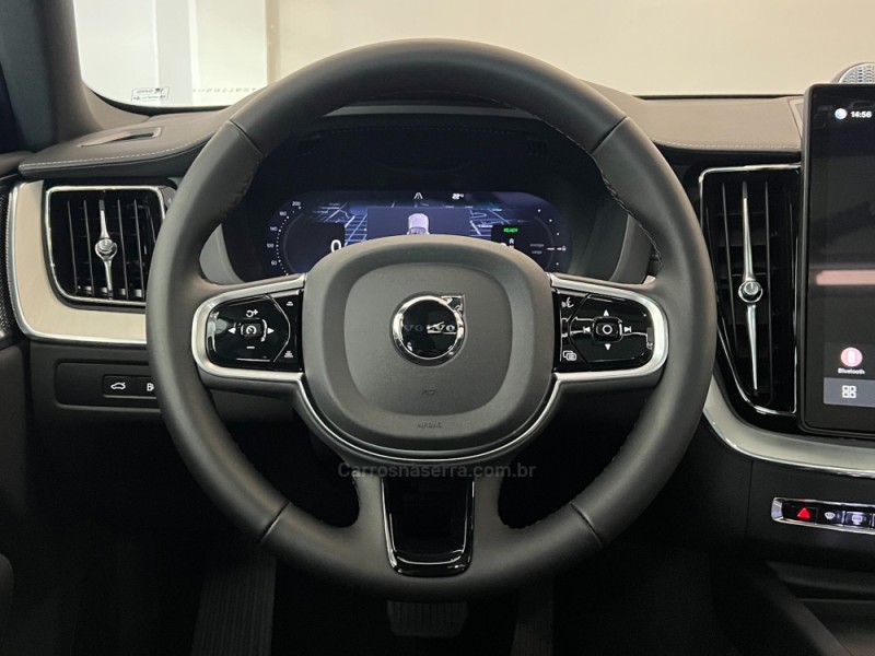 XC60 2.0 T8 RECHARGE ULTRA AWD HIBRIDO 4P AUTOMÁTICO - 2026 - FLORES DA CUNHA