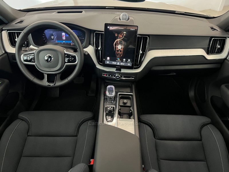 XC60 2.0 T8 RECHARGE ULTRA AWD HIBRIDO 4P AUTOMÁTICO - 2026 - FLORES DA CUNHA