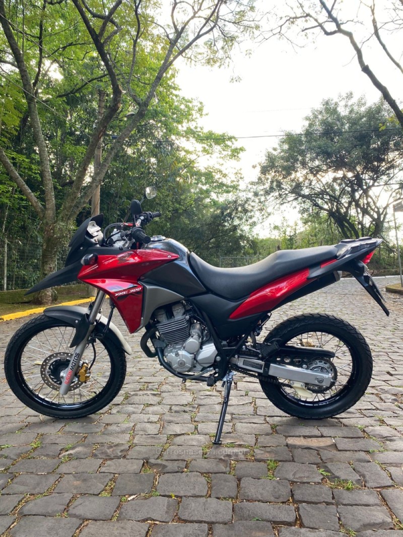 XRE 300  - 2013 - LAJEADO