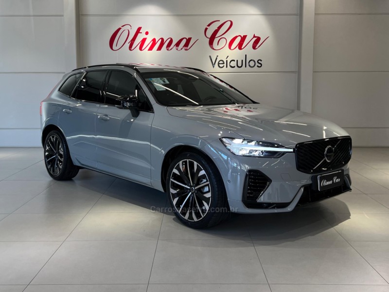 XC60 2.0 T8 ULTRA DARK AWD HÍBRIDO 4P AUTOMÁTICO - 2026 - FLORES DA CUNHA