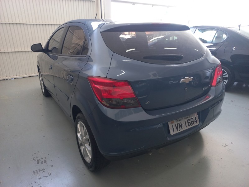 ONIX 1.4 MPFI LT 8V FLEX 4P MANUAL - 2014 - BENTO GONçALVES