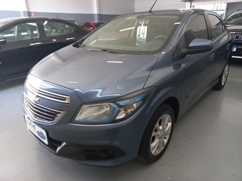 ONIX 1.4 MPFI LT 8V FLEX 4P MANUAL - 2014 - BENTO GONçALVES