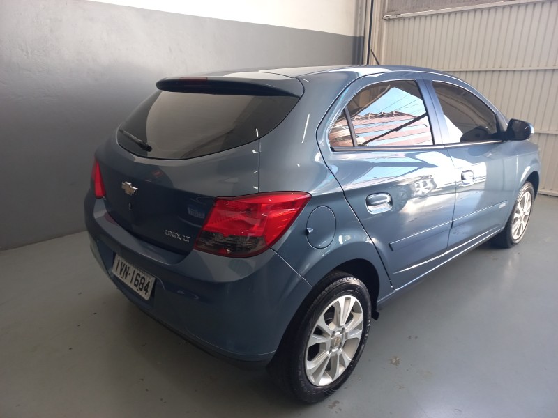 ONIX 1.4 MPFI LT 8V FLEX 4P MANUAL - 2014 - BENTO GONçALVES