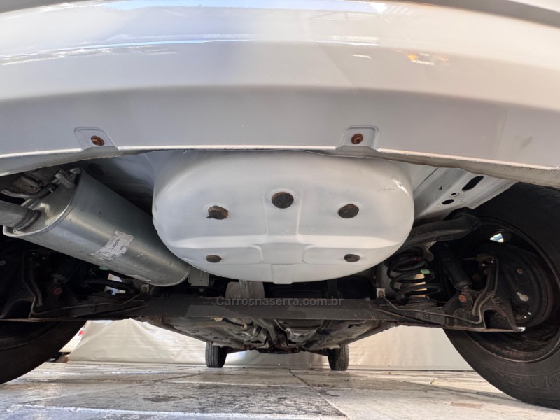 CELTA 1.0 MPFI LT 8V FLEX 4P MANUAL - 2013 - NOVA PRATA