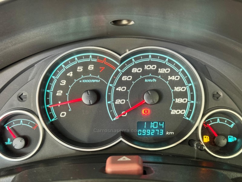 CELTA 1.0 MPFI LT 8V FLEX 4P MANUAL - 2013 - NOVA PRATA