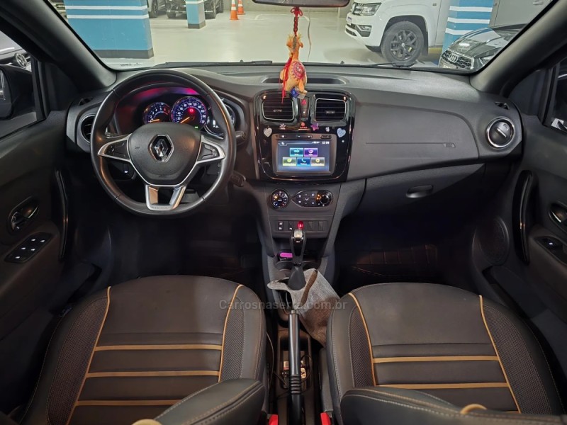 SANDERO 1.6 STEPWAY INTENSE X-TRONIC 16V FLEX 4P AUTOMÁTICO - 2020 - PORTO ALEGRE