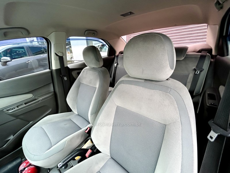 COBALT 1.8 MPFI LTZ 8V FLEX 4P MANUAL - 2015 - NOVO HAMBURGO