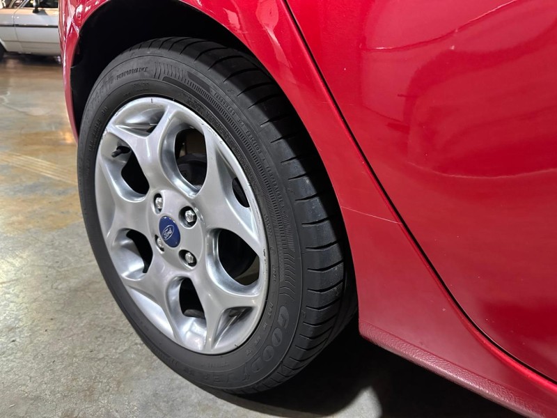FIESTA 1.6 SE HATCH 16V FLEX 4P MANUAL - 2012 - CAXIAS DO SUL