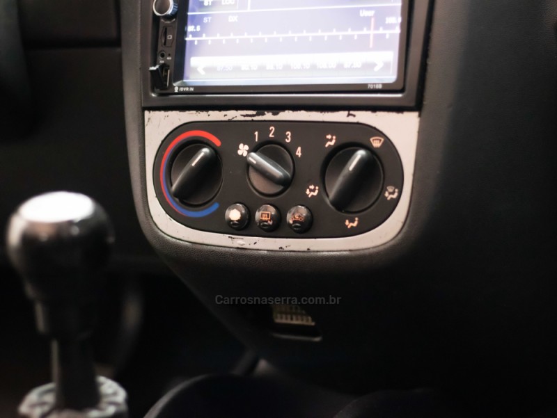 CORSA 1.4 MPFI PREMIUM 8V FLEX 4P MANUAL - 2008 - CAXIAS DO SUL