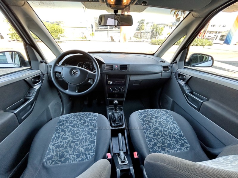 MERIVA 1.8 MPFI JOY 8V FLEX 4P MANUAL - 2005 - NOVO HAMBURGO