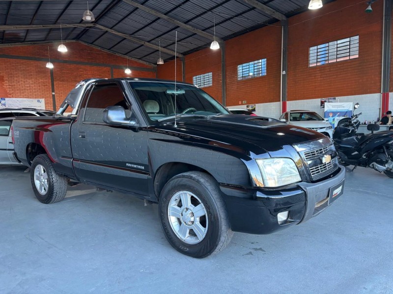 S10 2.4 ADVANTAGE 4X2 CD 8V FLEX 4P MANUAL - 2010 - CAXIAS DO SUL