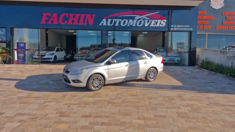 focus 2.0 ghia 16v gasolina 4p automatico 2011 vacaria